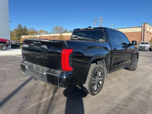 2023 Toyota Tundra Platinum