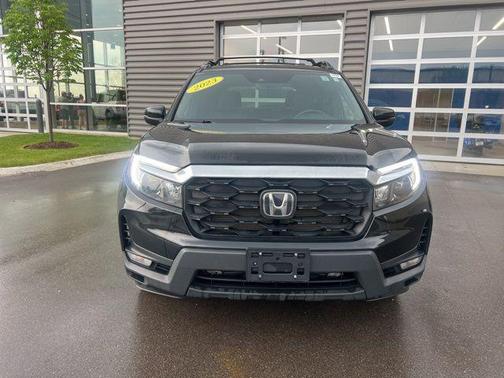 Crystal Black Pearl 2023 Honda Passport AWD EX-L