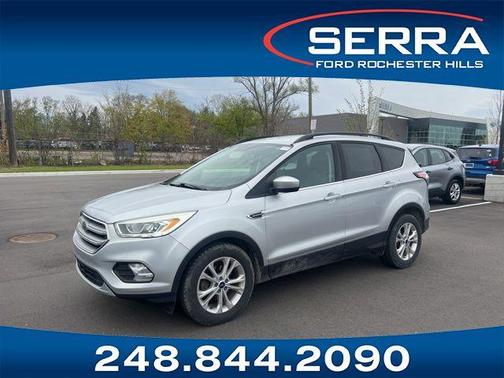 INGOT SILVER METALLIC 2017 Ford Escape SE