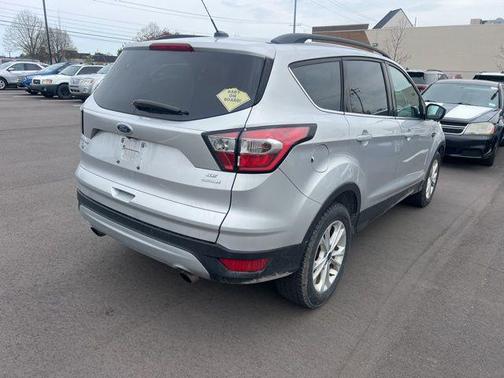 INGOT SILVER METALLIC 2017 Ford Escape SE