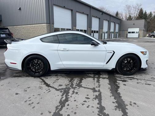 2020 Ford Shelby GT350 Base