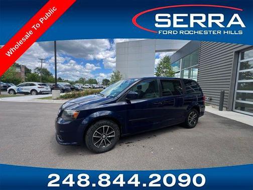 True Blue Pearlcoat 2015 Dodge Grand Caravan R/T