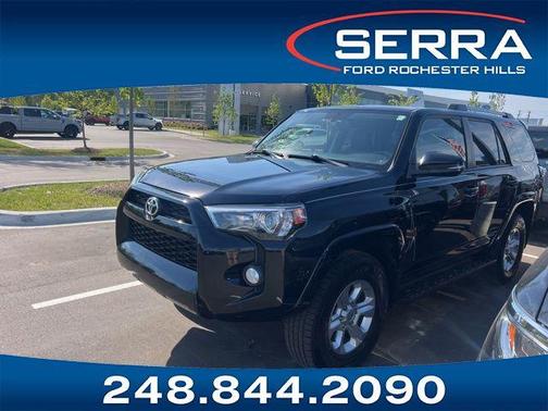 Midnight Black Metallic 2019 Toyota 4Runner SR5