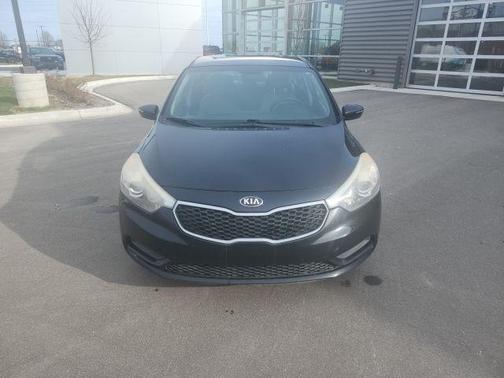 Aurora Black Pearl 2016 Kia Forte LX