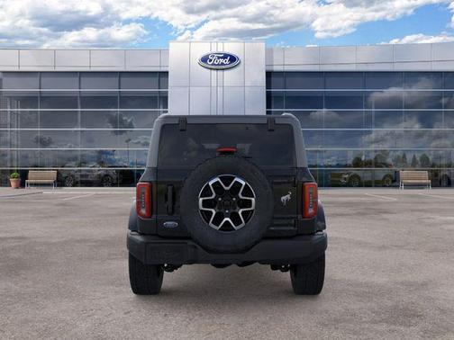 SHADOW BLACK 2026 Ford Bronco Outer Banks