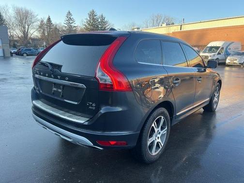 2014 Volvo XC60 T6 R-Design