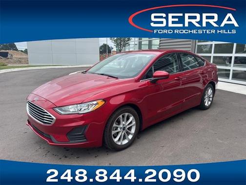 2020 Ford Fusion SE