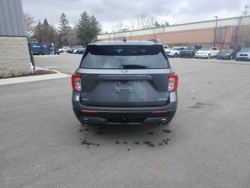 CARBONIZED GRAY METALLIC 2023 Ford Explorer XLT