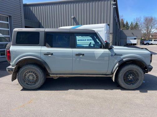 CACTUS GRAY 2022 Ford Bronco Black Diamond
