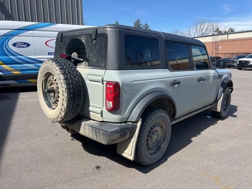 CACTUS GRAY 2022 Ford Bronco Black Diamond