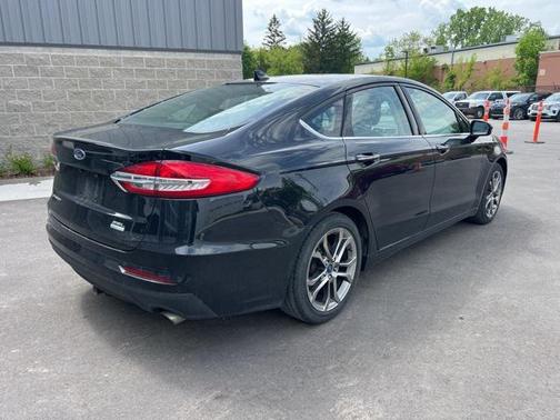 2020 Ford Fusion SEL