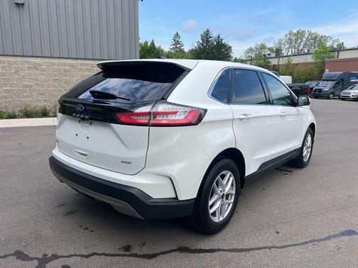 Star White Metallic Tri-Coat 2023 Ford Edge SEL