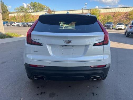 2022 Cadillac XT4 Luxury