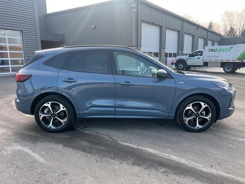 2024 Ford Escape ST-Line Select