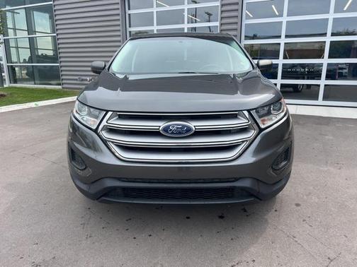 2016 Ford Edge SE