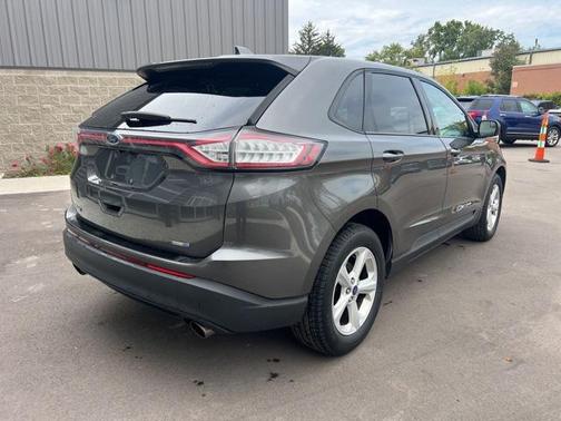 2016 Ford Edge SE