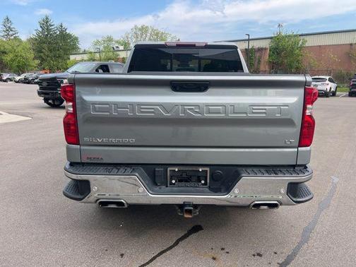 Sterling Gray Metallic 2023 Chevrolet Silverado 1500 LT