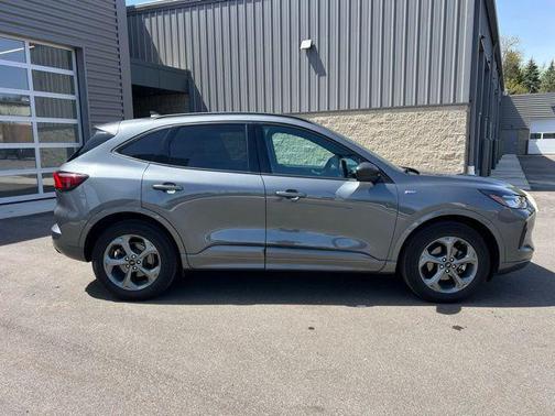 CARBONIZED GRAY METALLIC 2023 Ford Escape ST-Line