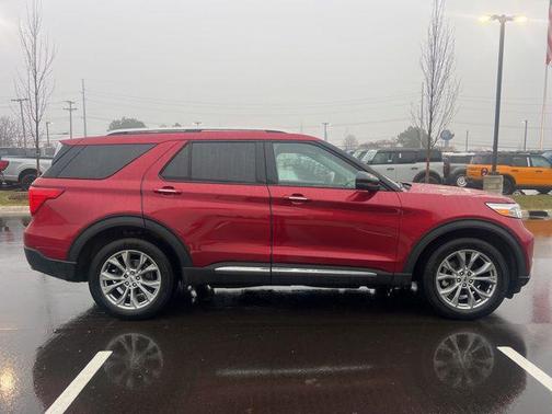 RAPID RED MET TINTED CC 2023 Ford Explorer Limited