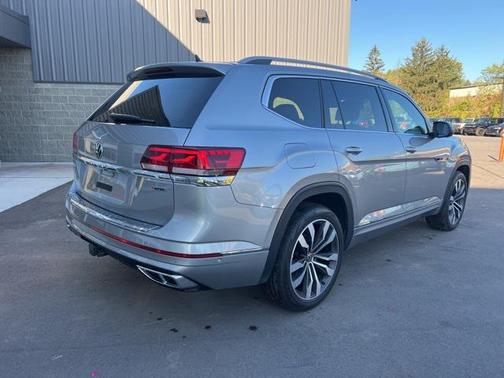 2022 Volkswagen Atlas 3.6L SEL Premium