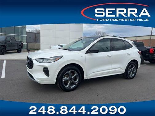 STAR WHITE METALLIC TRI-COAT 2024 Ford Escape ST-Line