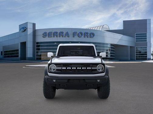 Oxford White 2026 Ford Bronco Outer Banks