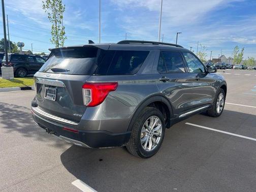 CARBONIZED GRAY METALLIC 2023 Ford Explorer XLT