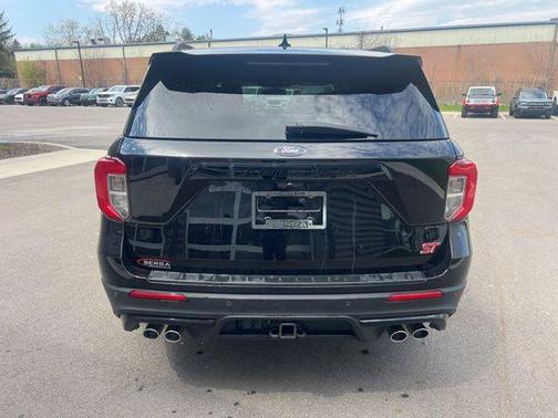 AGATE BLACK METALLIC 2023 Ford Explorer ST