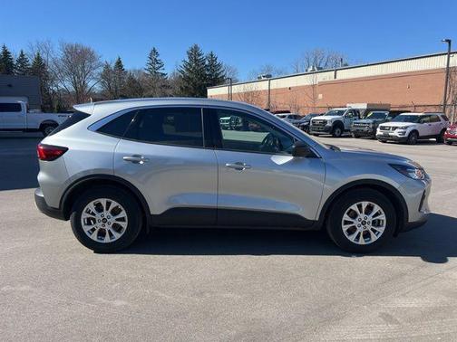 ICONIC SILVER METALLIC 2024 Ford Escape Active