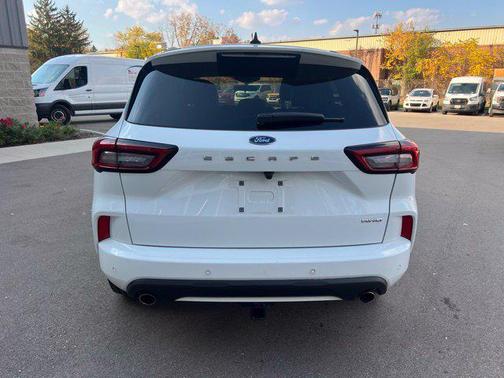 Oxford White 2023 Ford Escape ST-Line