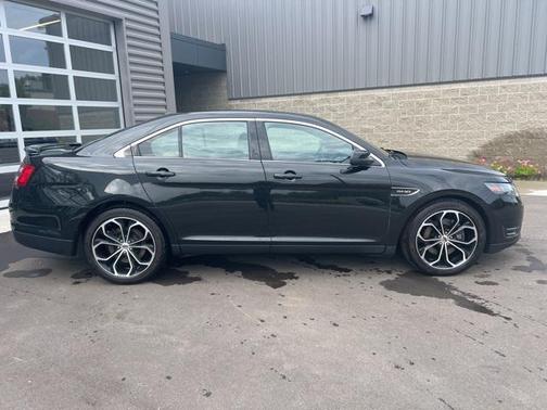 2015 Ford Taurus SHO