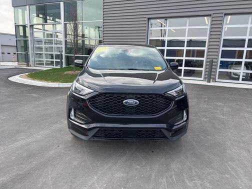 2022 Ford Edge ST Line
