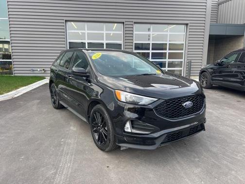 2022 Ford Edge ST Line