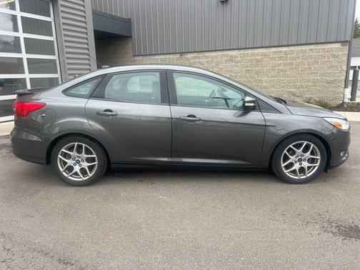MAGNETIC 2015 Ford Focus SE