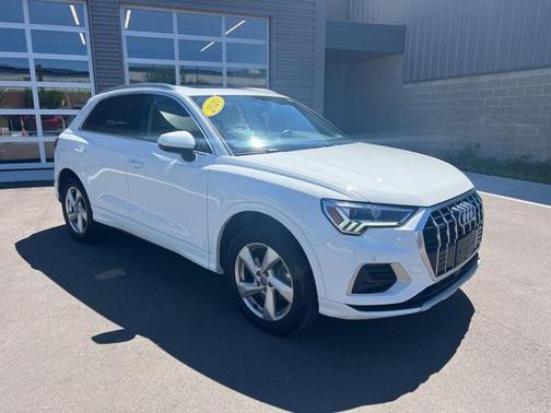 2020 Audi Q3 45 Premium Plus