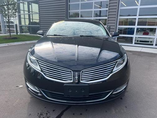 2014 Lincoln MKZ Base
