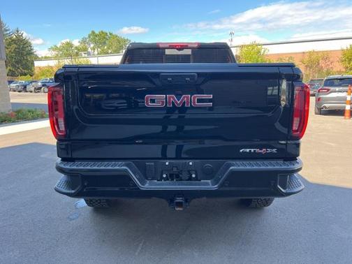 2025 GMC Sierra 1500 AT4X