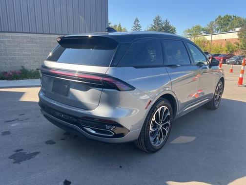 2024 Lincoln Nautilus Reserve