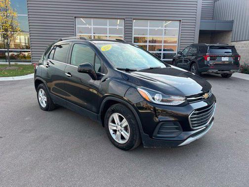 Mosaic Black Metallic 2020 Chevrolet Trax LT