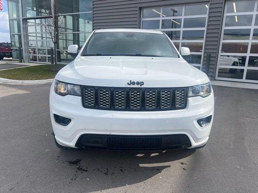 2017 Jeep Grand Cherokee Altitude