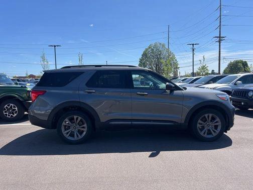 CARBONIZED GRAY METALLIC 2023 Ford Explorer XLT