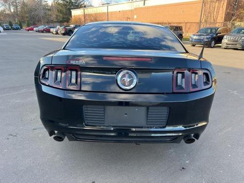 2014 Ford Mustang V6