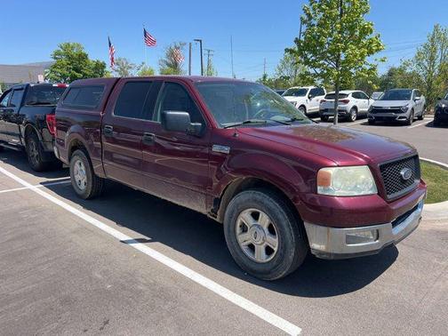 Burgundy 2004 Ford F-150 XLT SuperCrew