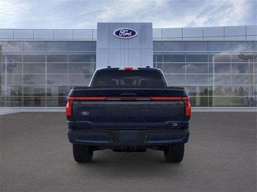 2025 Ford F-150 Lightning Platinum