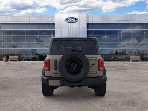 Desert Sand 2026 Ford Bronco Big Bend