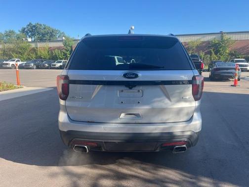2016 Ford Explorer Sport