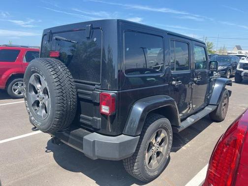 2016 Jeep Wrangler Unlimited Sahara