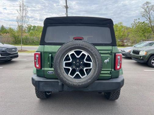 ERUPTION GREEN METALLIC 2022 Ford Bronco Outer Banks