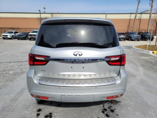 2020 INFINITI QX80 Luxe