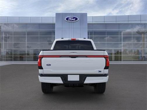 2025 Ford F-150 Lightning LARIAT